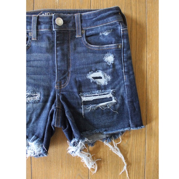 AE Distressed Hi Rise Shortie Jean Shorts 2 26 - Picture 3 of 7
